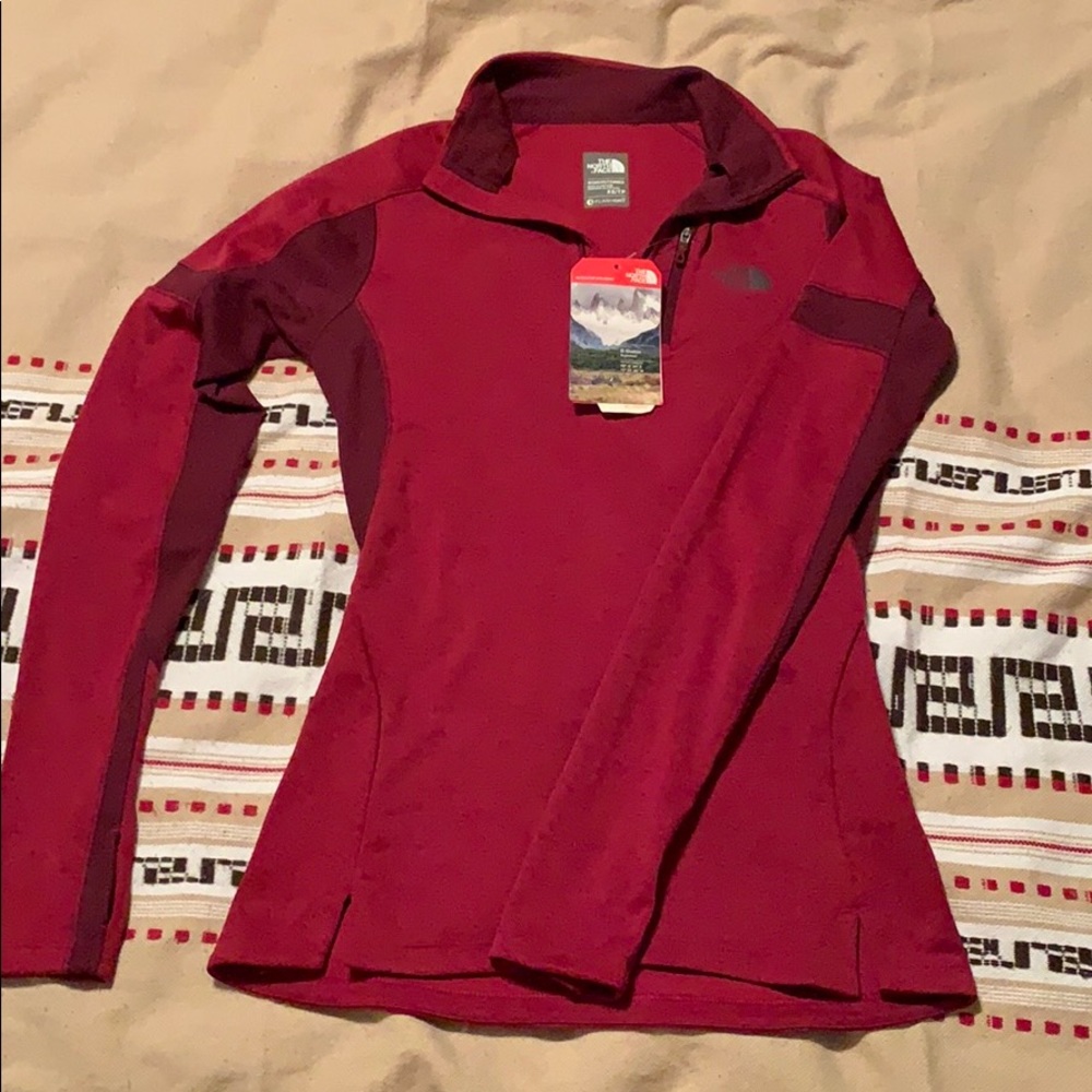 The North Face XS quarter zip brand new!!